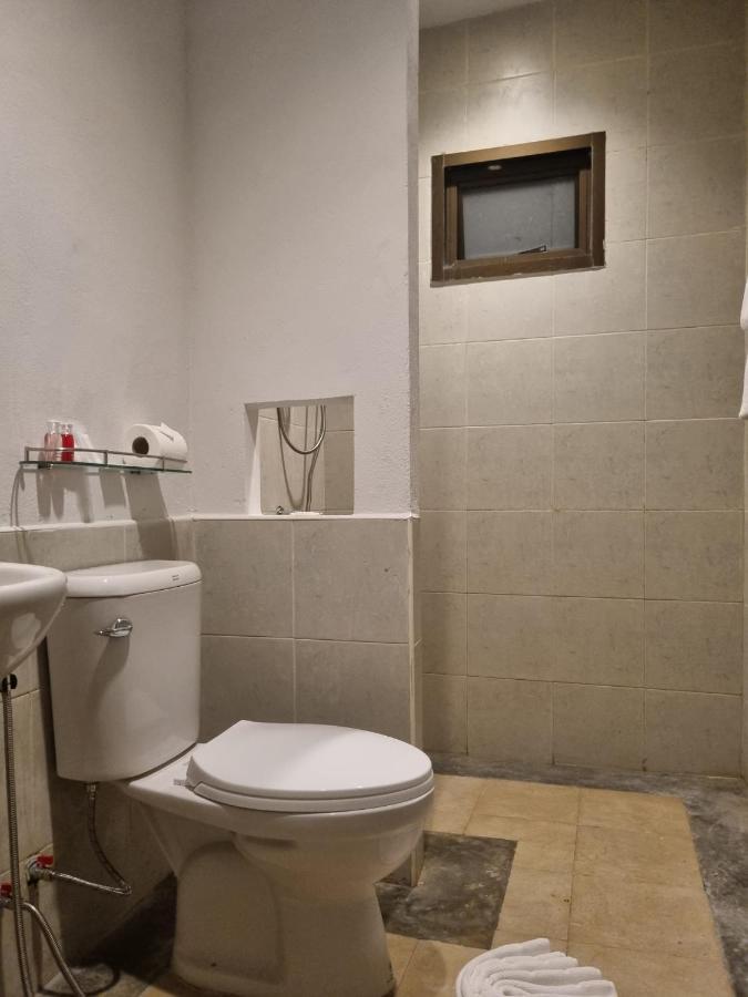 New Breakers Hotel Rawai Dış mekan fotoğraf