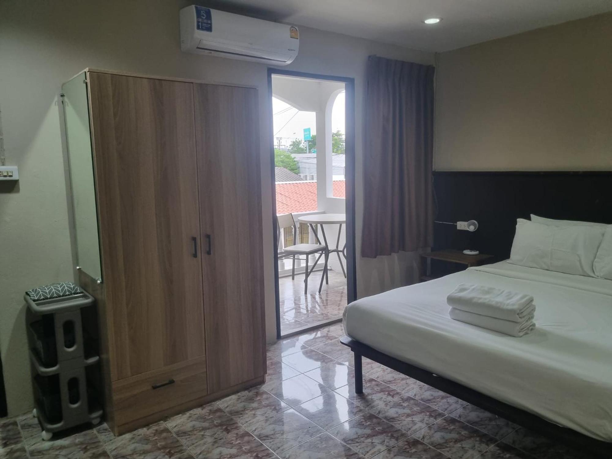 New Breakers Hotel Rawai Dış mekan fotoğraf